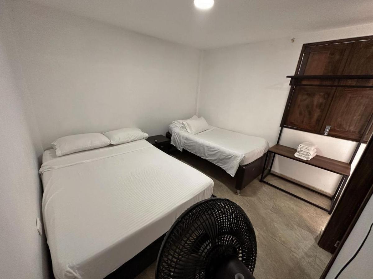 Hotel La Casa Del Astrologo Villavieja Buitenkant foto